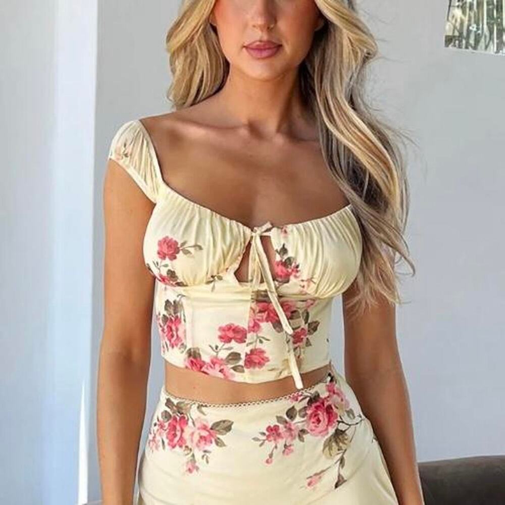 Tiger mist floral crop top xs